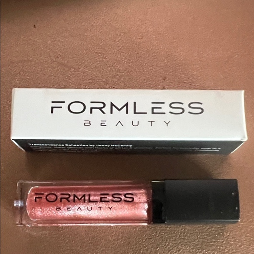 Formless Beauty by Jenny McCarthy Nude Collection Lip Gloss in Divine::NIB::